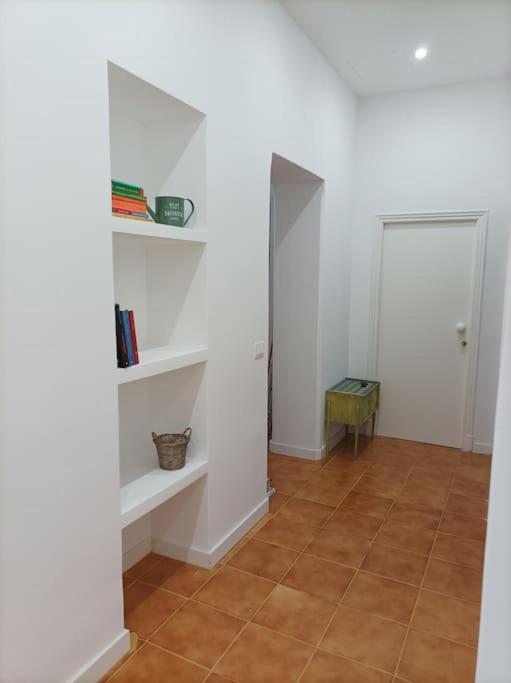 Nuova Casa Aprosio, Centrale E Vicina Al Mare Ventimiglia Bagian luar foto