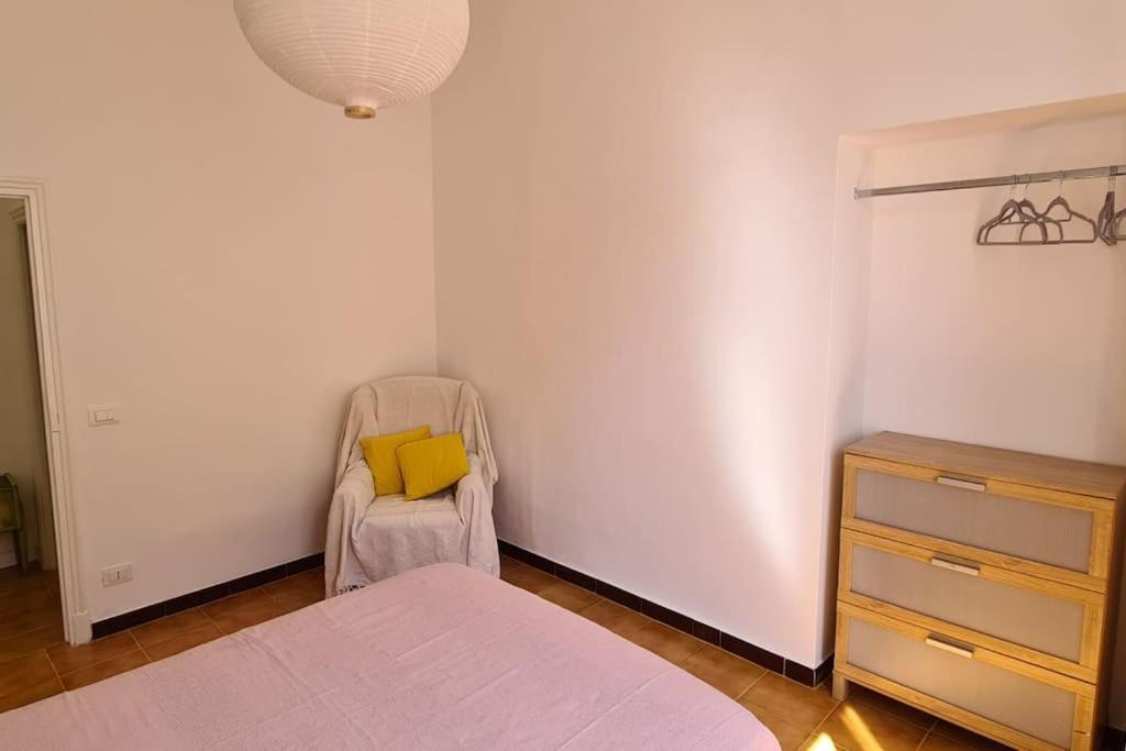Nuova Casa Aprosio, Centrale E Vicina Al Mare Ventimiglia Bagian luar foto